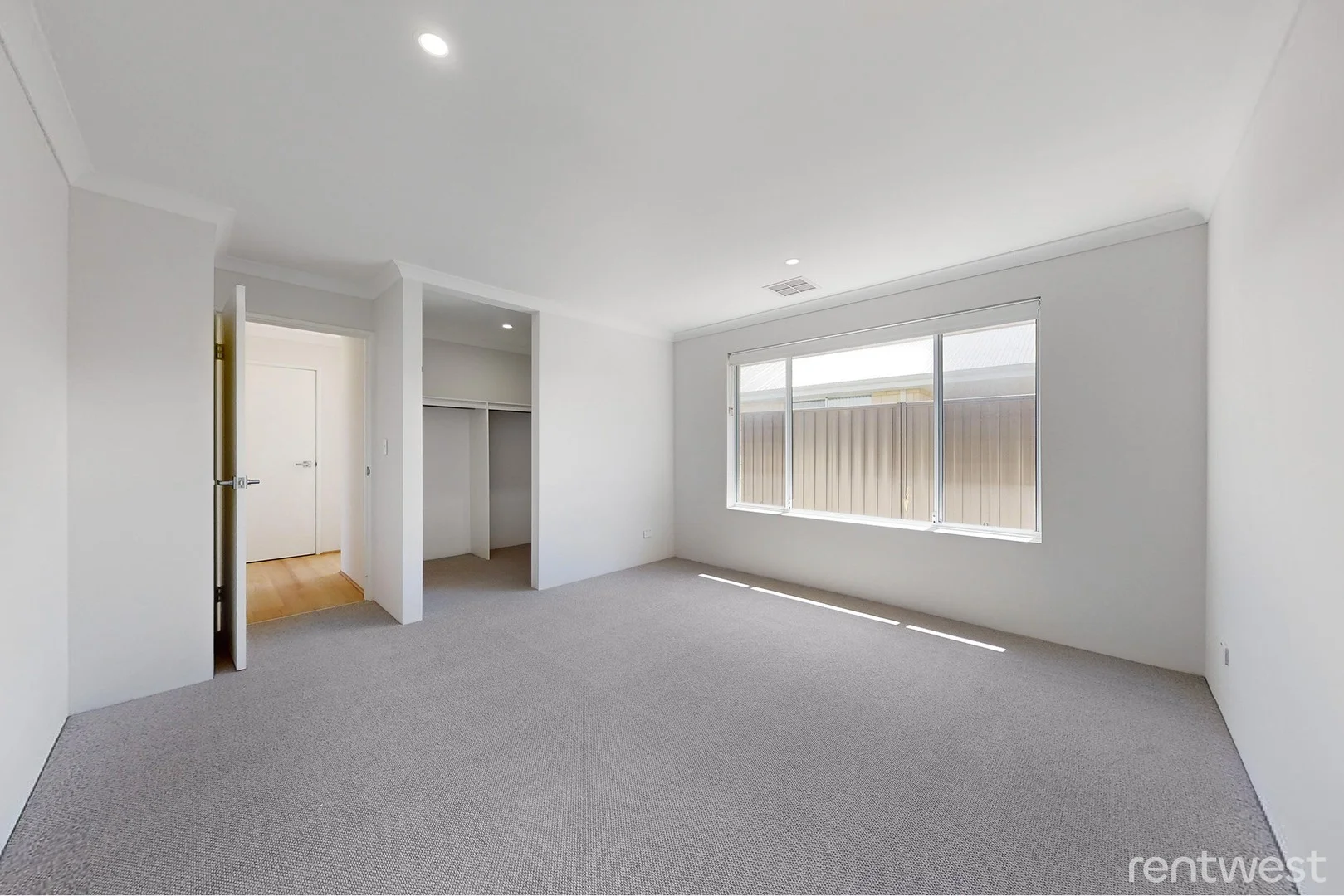 5 Coronado Way, Madora Bay WA 6210