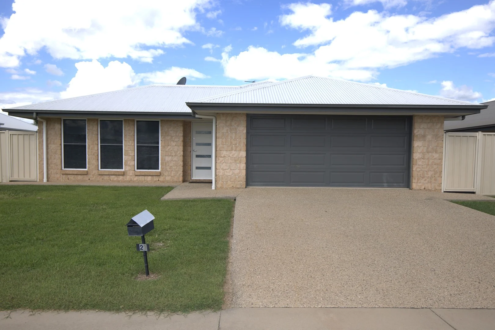 23 Thornton Street, Emerald QLD 4720