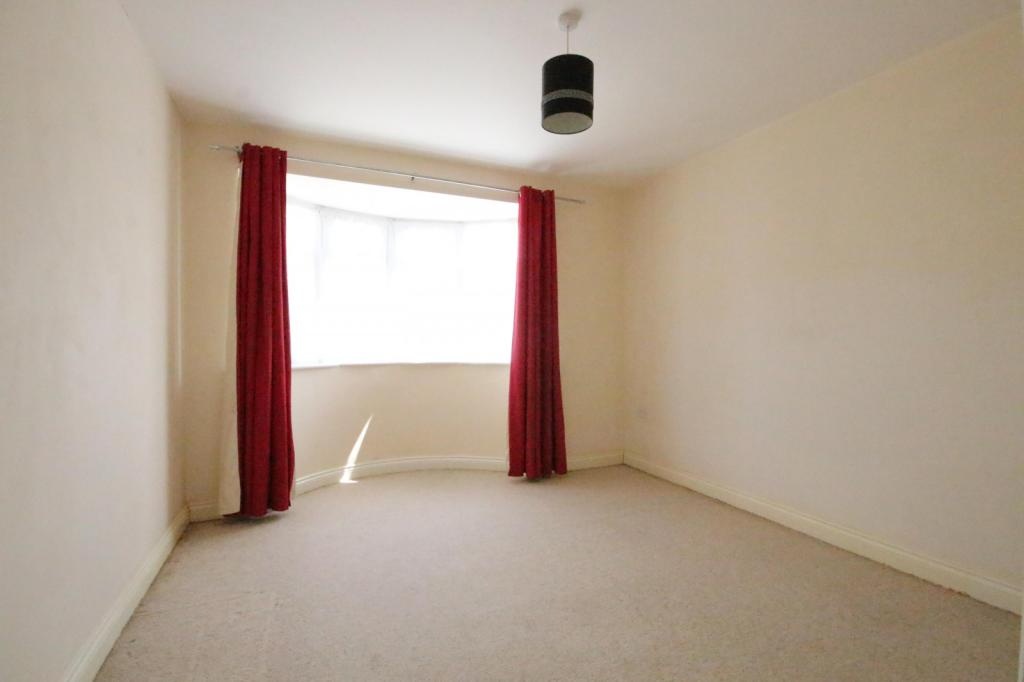 Additional image 5 of 2 Bed Flat, Wootton Road, OX14, N1 7GU