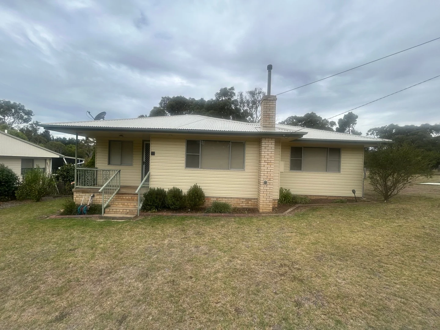 86 Uralla Road, Armidale NSW 2350