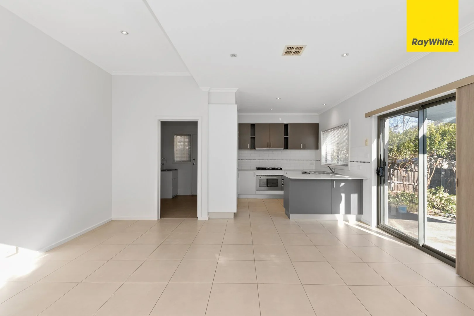 Additional image 5 of 45 Bandjalong Crescent, Aranda ACT 2614