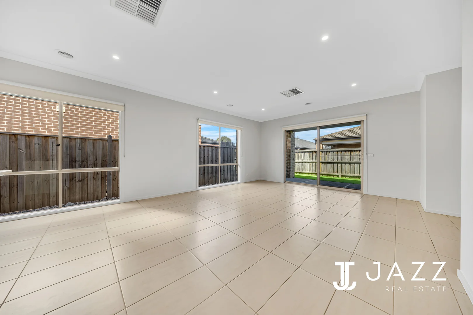 69 Grassbird Drive, Point Cook VIC 3030 photo 2