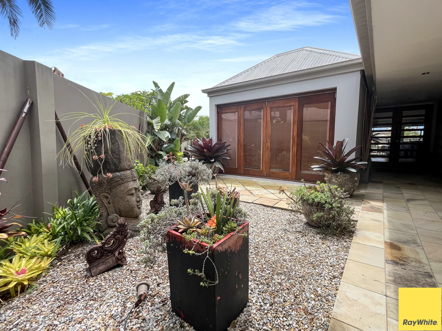 Additional image 3 of 33 Goolagong Court, Broadbeach Waters QLD 4218