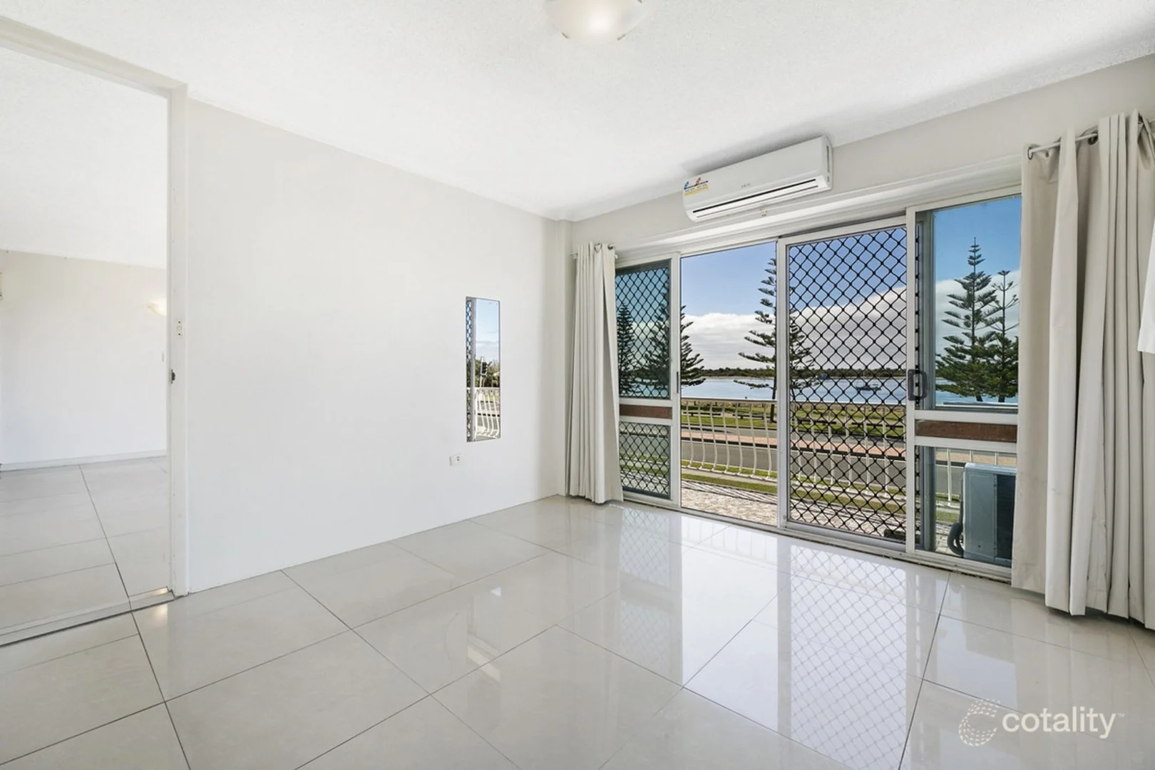 Additional image 4 of 4/402 Marine Parade, Biggera Waters QLD 4216