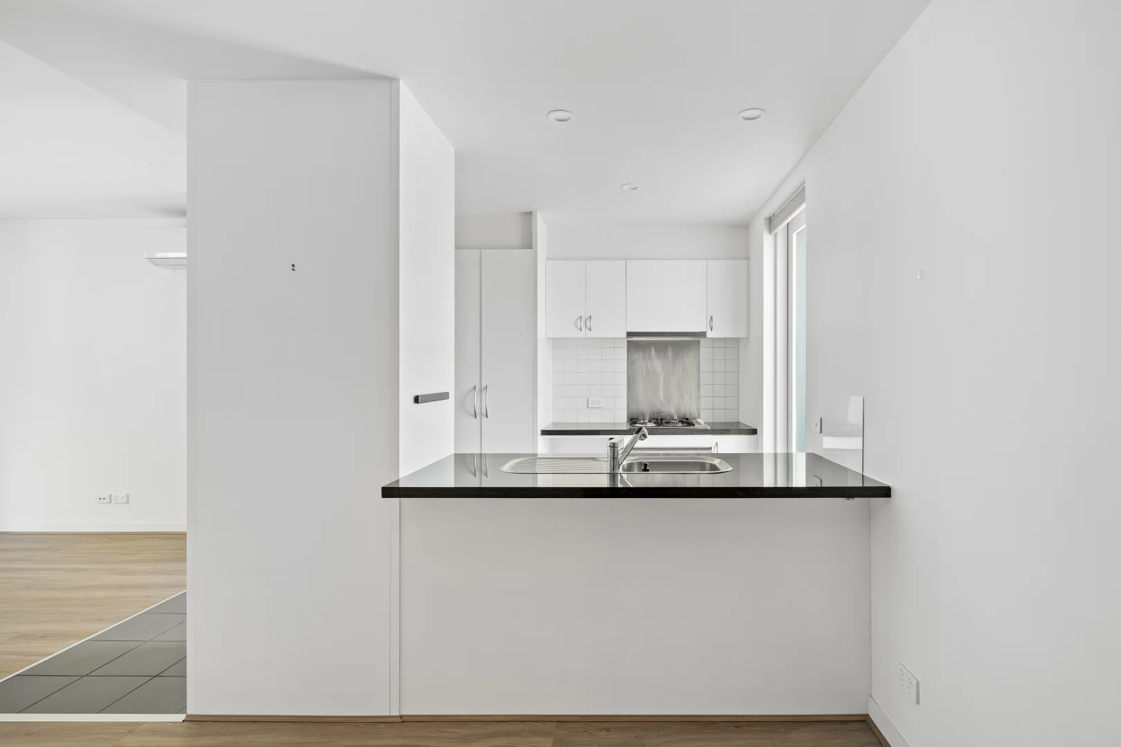 Additional image 3 of 2/80 Trenerry Crescent, Abbotsford VIC 3067