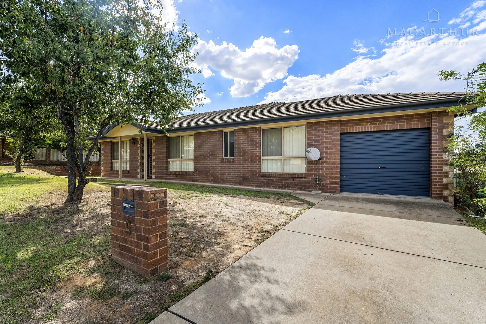5 McKeown Street, Estella NSW 2650