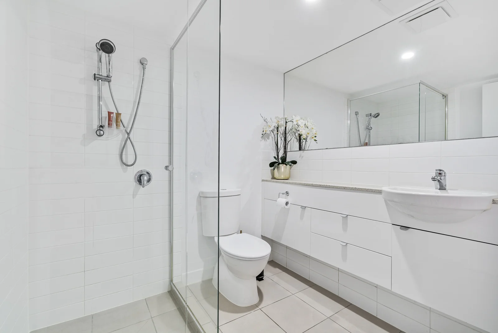 Additional image 13 of 23 Curlew/154 musgrave Avenue, Southport QLD 4215