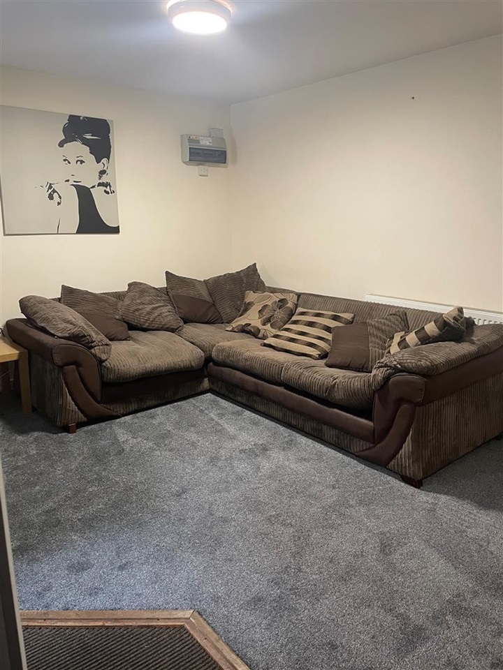 Additional image 3 of Room in a Shared House, North Sherwood Street, NG1, N1 7GU