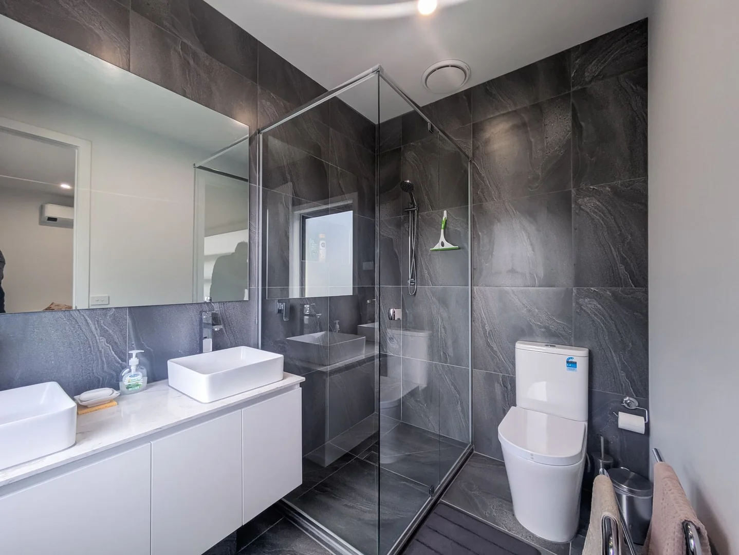 Additional image 7 of 2A Palm Street, Thomastown VIC 3074