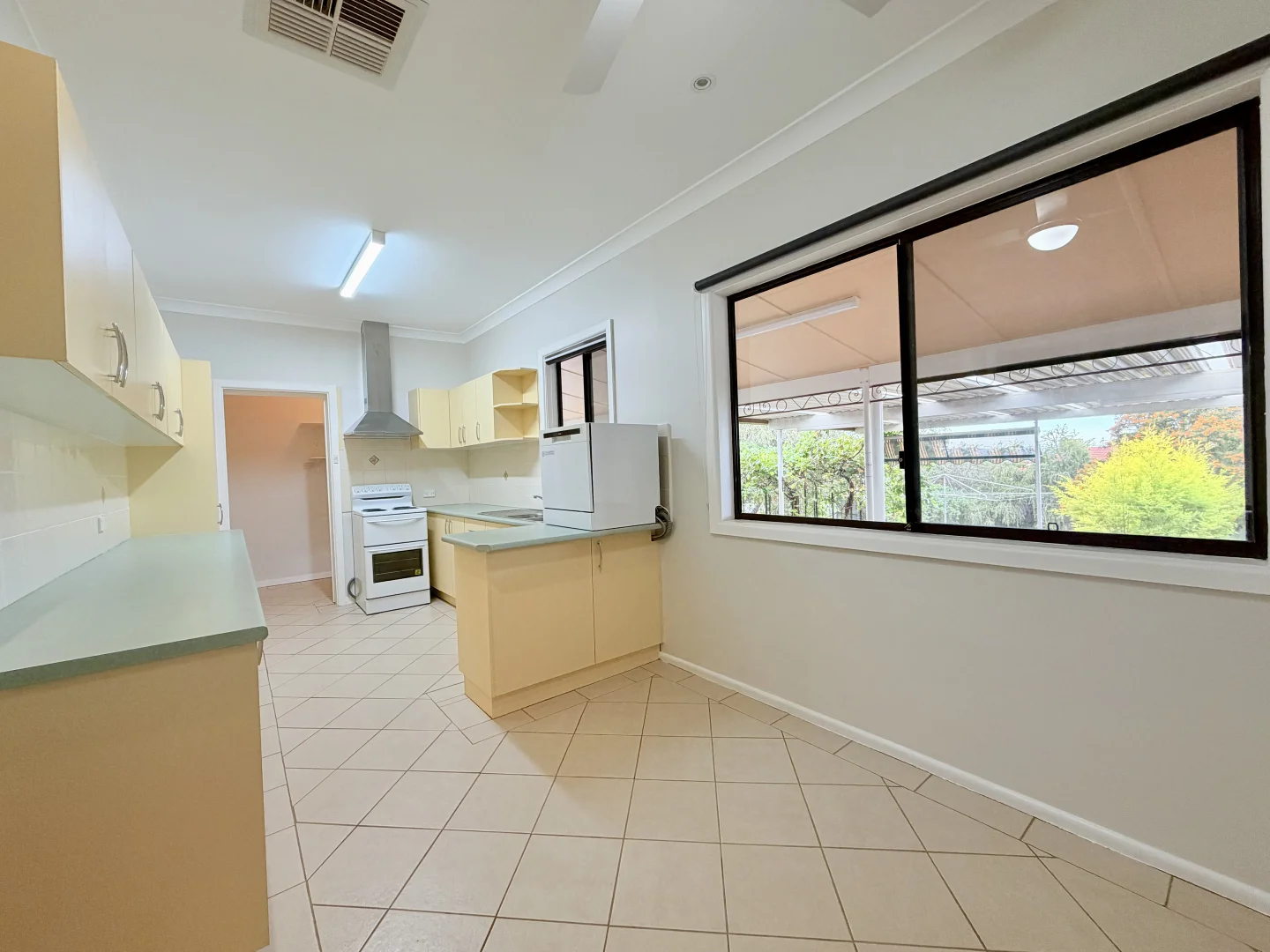 Additional image 2 of 25 Lorking Street, Parkes NSW 2870