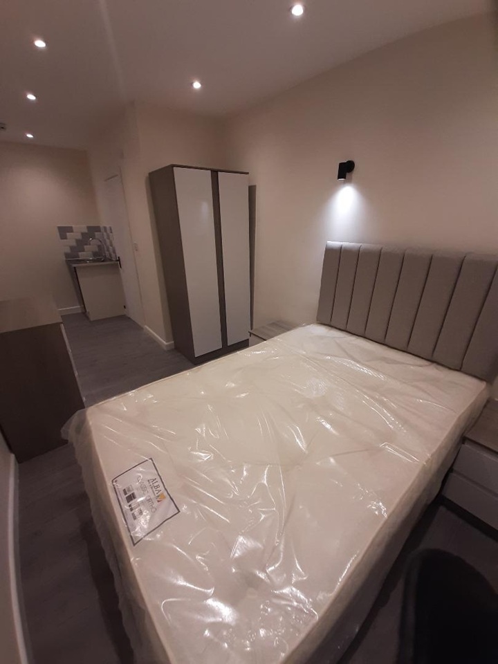 Additional image 8 of Studio Flat, Rose Hill, OX4, N1 7GU