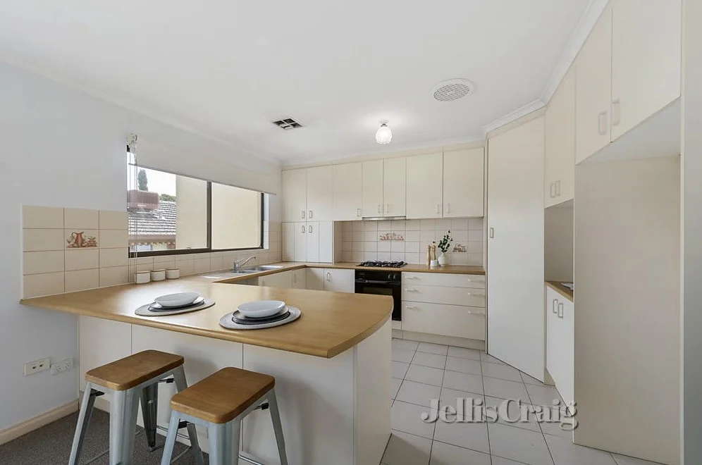 2/34 Darbyshire Road, Mount Waverley VIC 3149