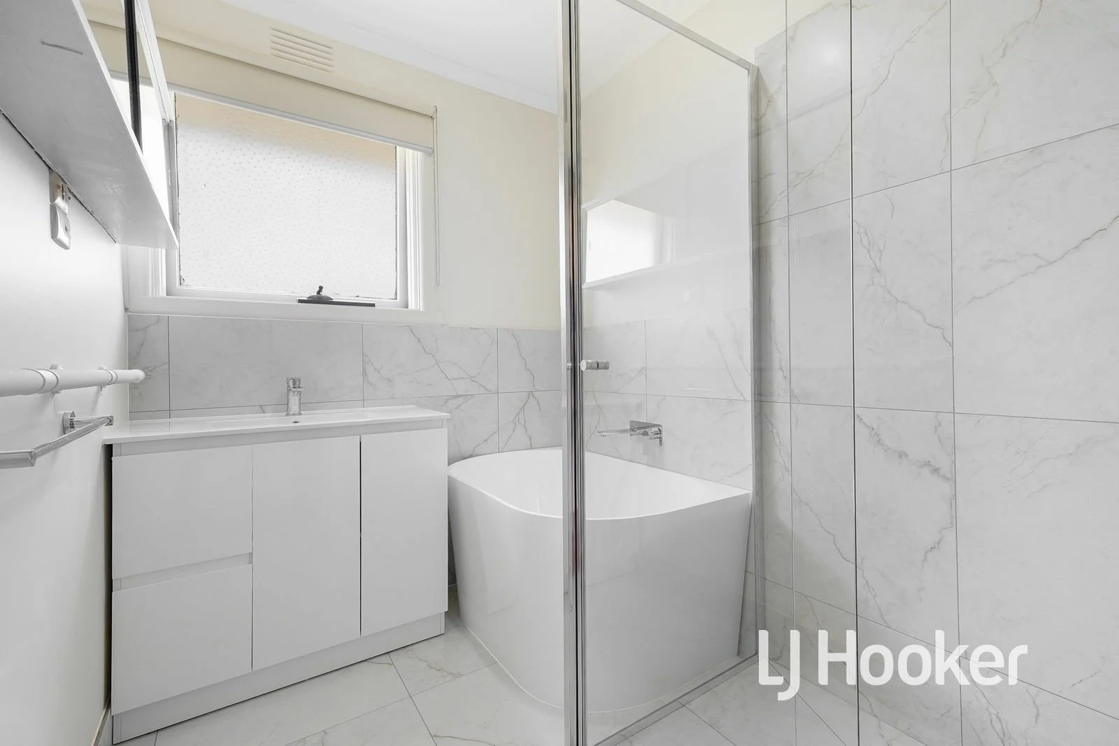 26 Ahern Road, Pakenham VIC 3810