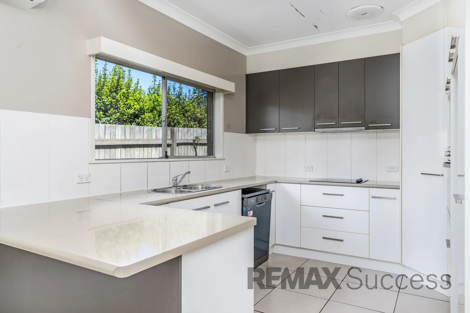 Additional image 4 of 67 Hoepper Street, Kearneys Spring QLD 4350
