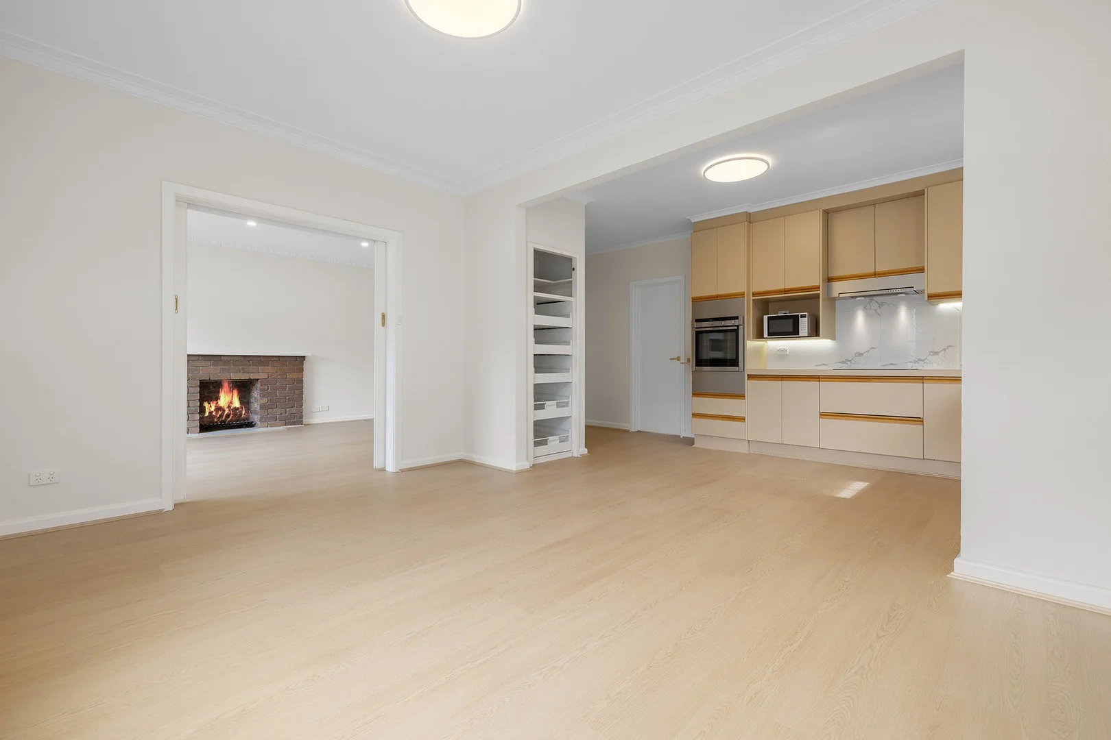 5 Andrews Street, Burwood VIC 3125