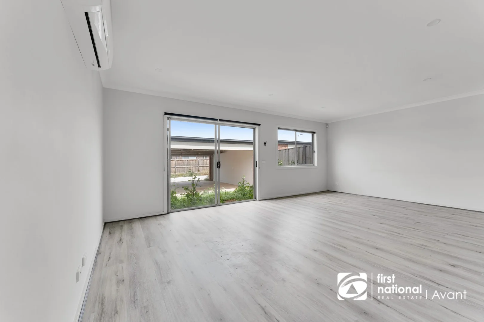 12 Flowering Walk, Tarneit VIC 3029