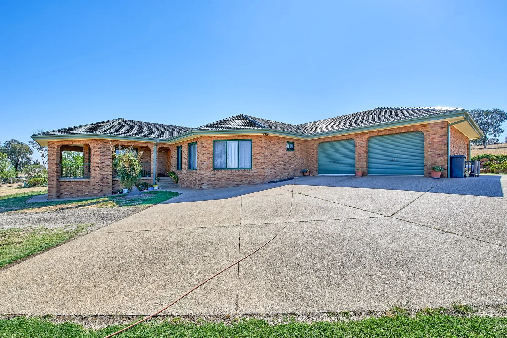 351 East Street, Cartwrights Hill NSW 2650
