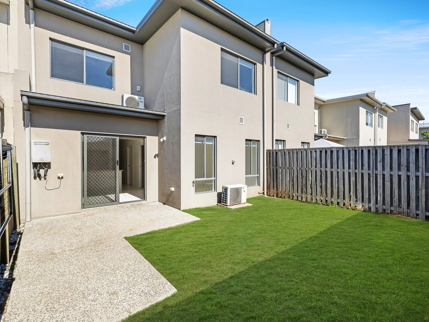 Additional image 13 of 101 Napier Circuit, Silkstone QLD 4304