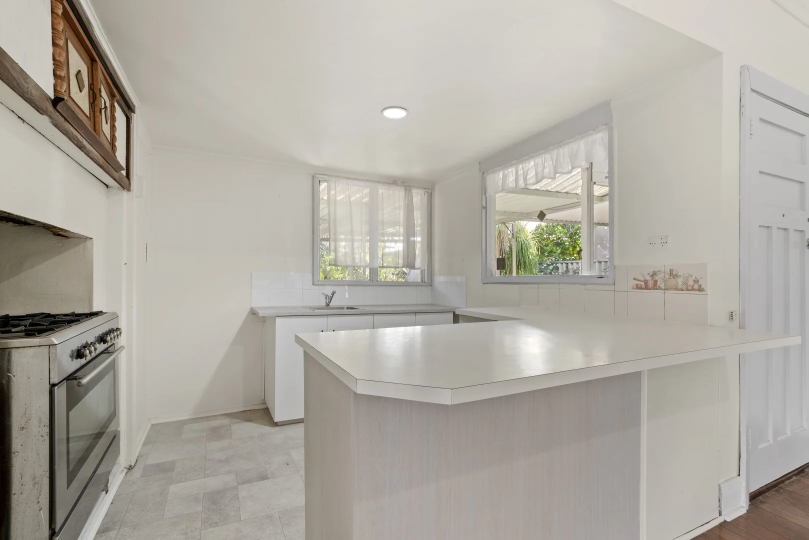 Additional image 3 of 254 Belgravia St, Cloverdale WA 6105