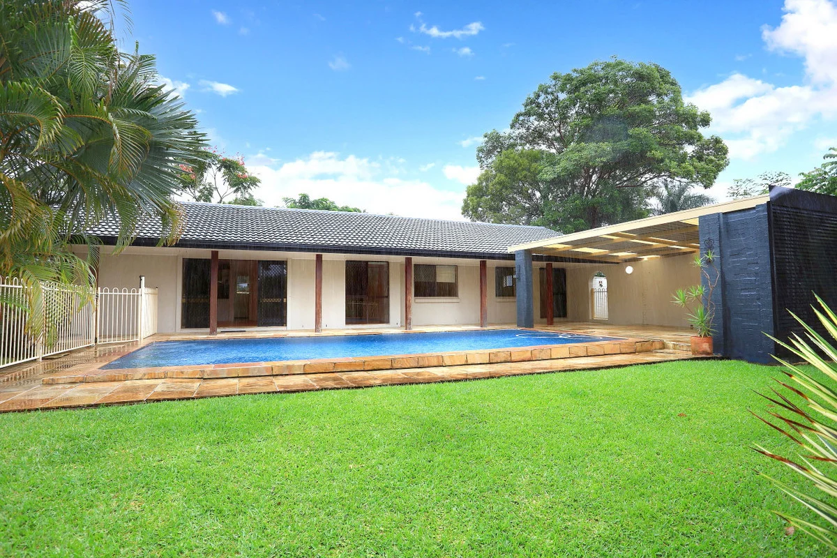 2 Mara Court, Ashmore QLD 4214