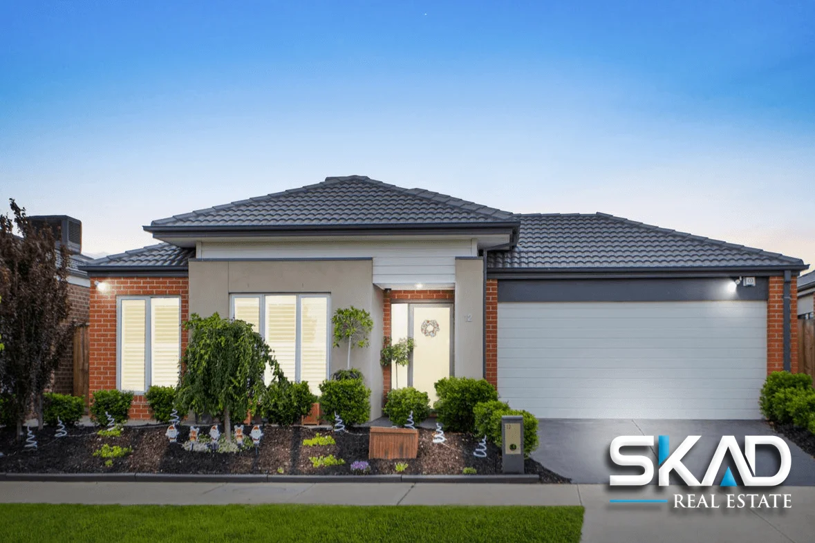 12 Oleander Parade, Mickleham VIC 3064