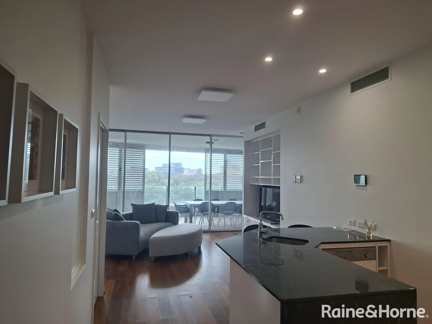 Additional image 4 of 6045/6 Parklands Boulevard, Brisbane City QLD 4000
