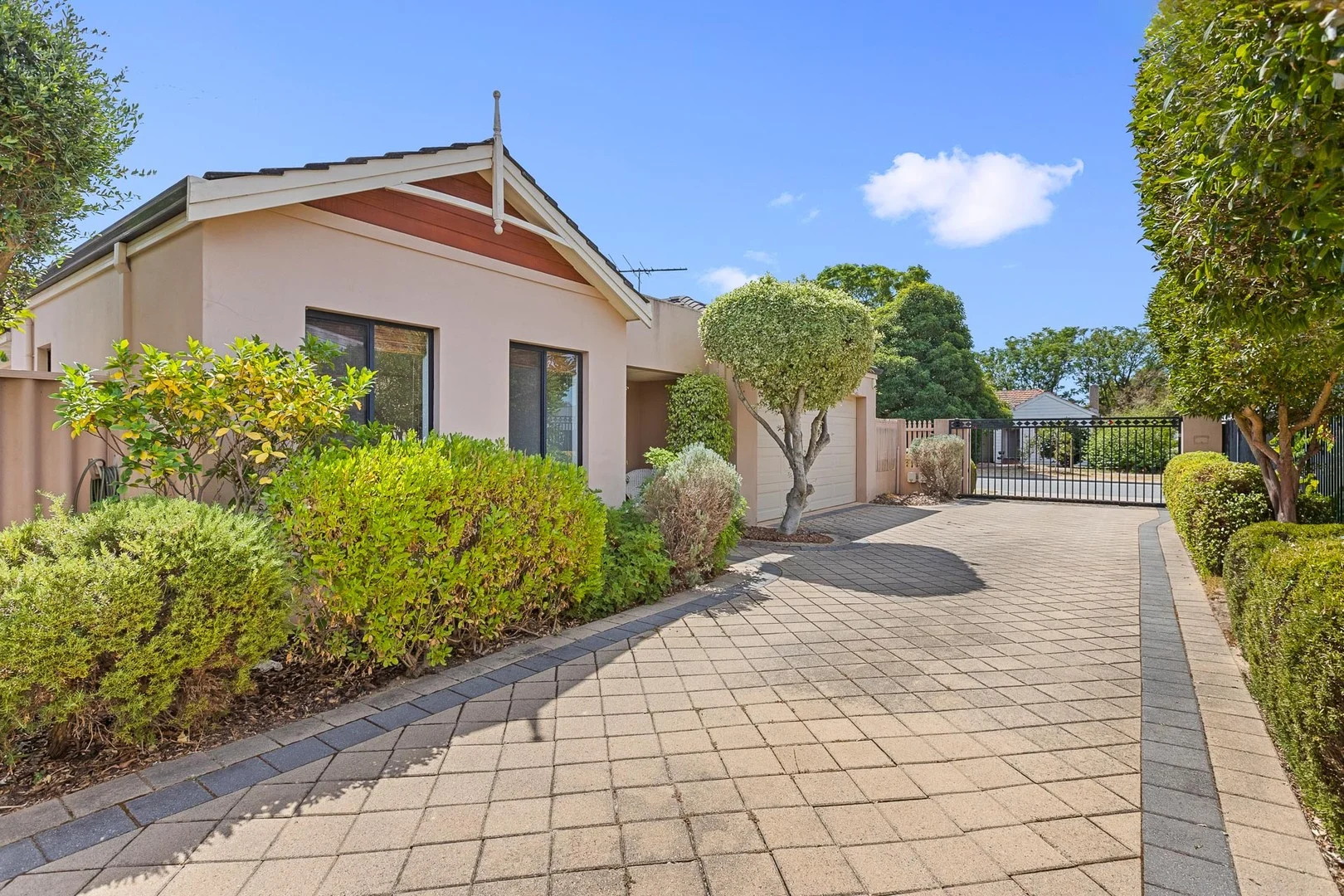 114 Fitzroy Road, Rivervale WA 6103