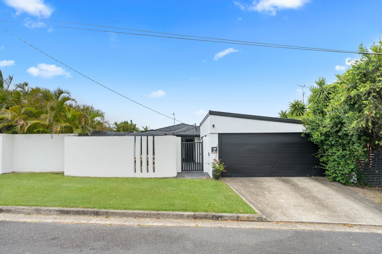 Additional image 21 of 7 Crinum Crescent, Southport QLD 4215