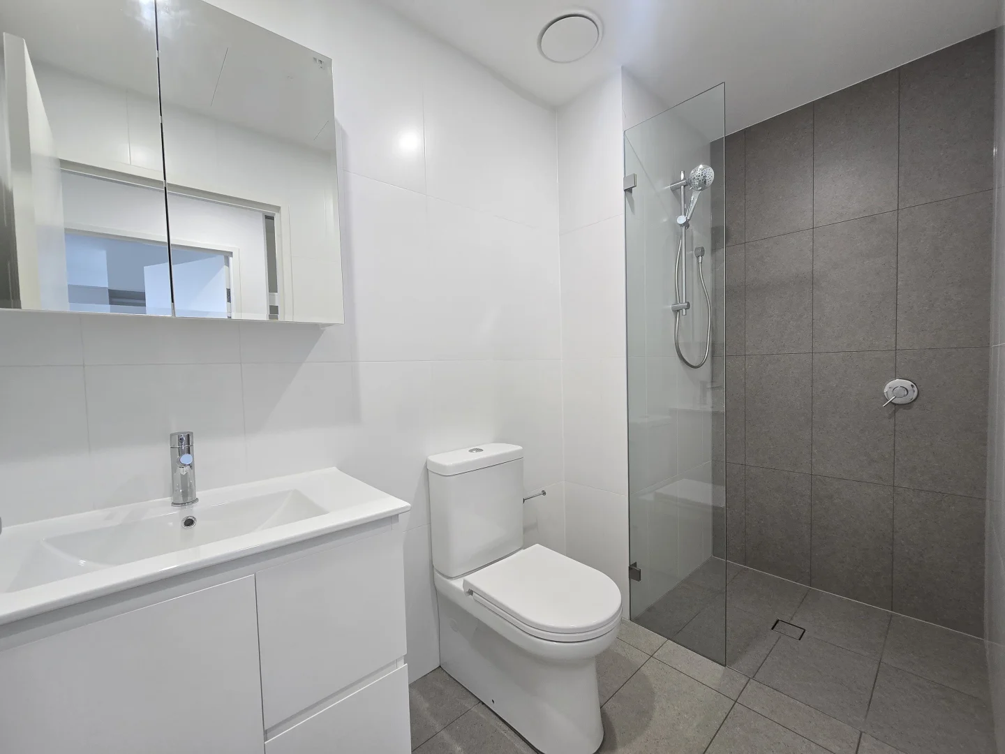 Additional image 8 of B606/6 The Crescent, Fairfield NSW 2165