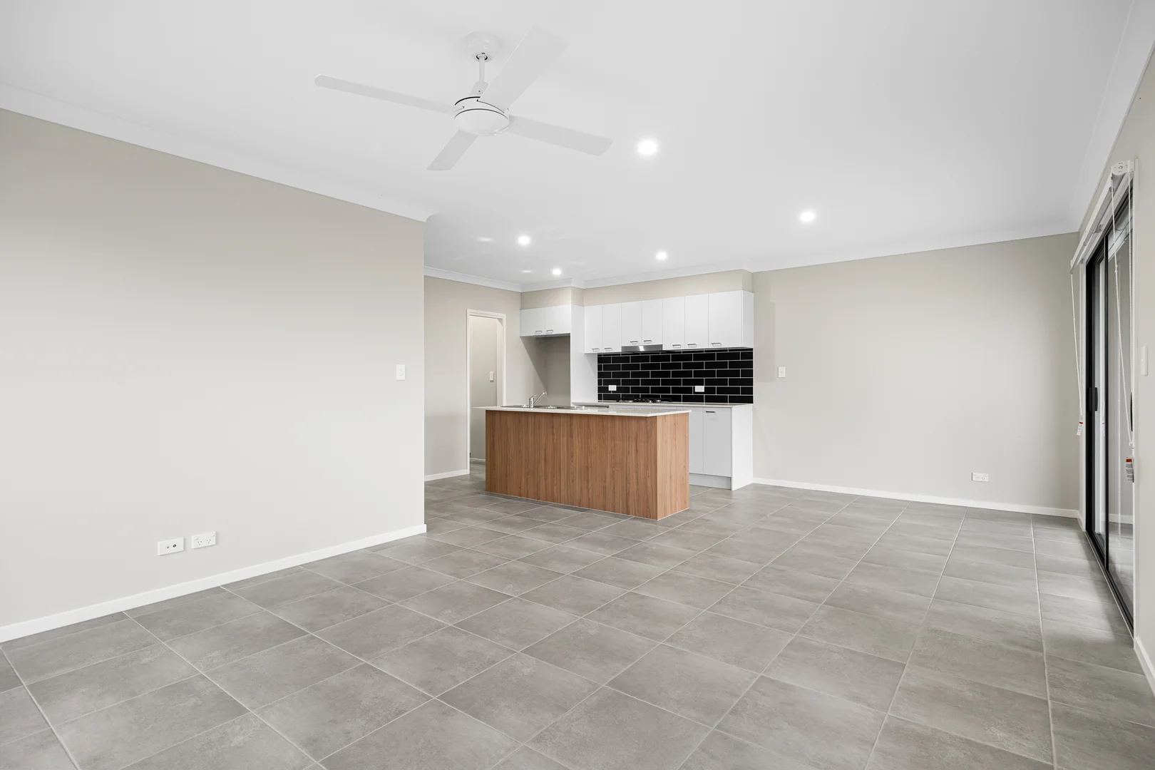 Additional image 2 of 1/36 Lakeview Crescent, Raymond Terrace NSW 2324