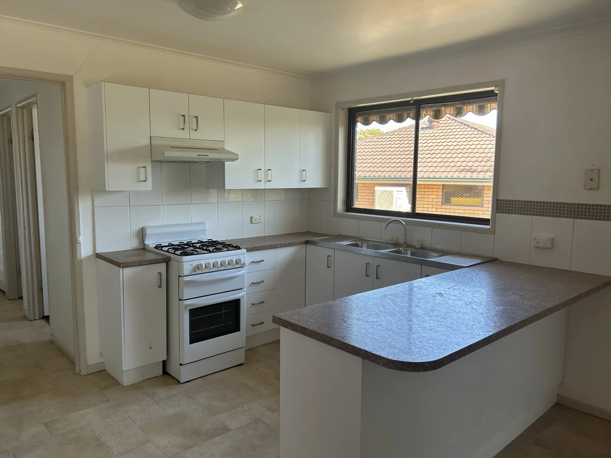 Additional image 3 of 60 Sunset Drive, Albury NSW 2640