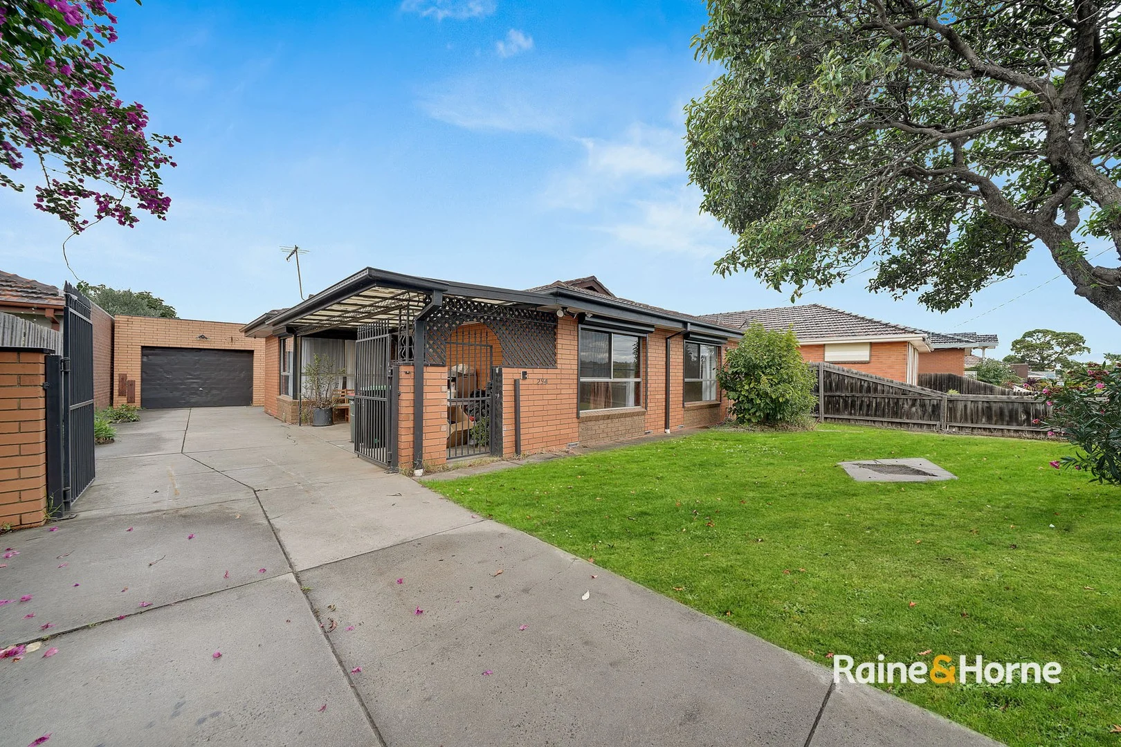 Additional image 11 of 294 Milleara Road, Avondale Heights VIC 3034