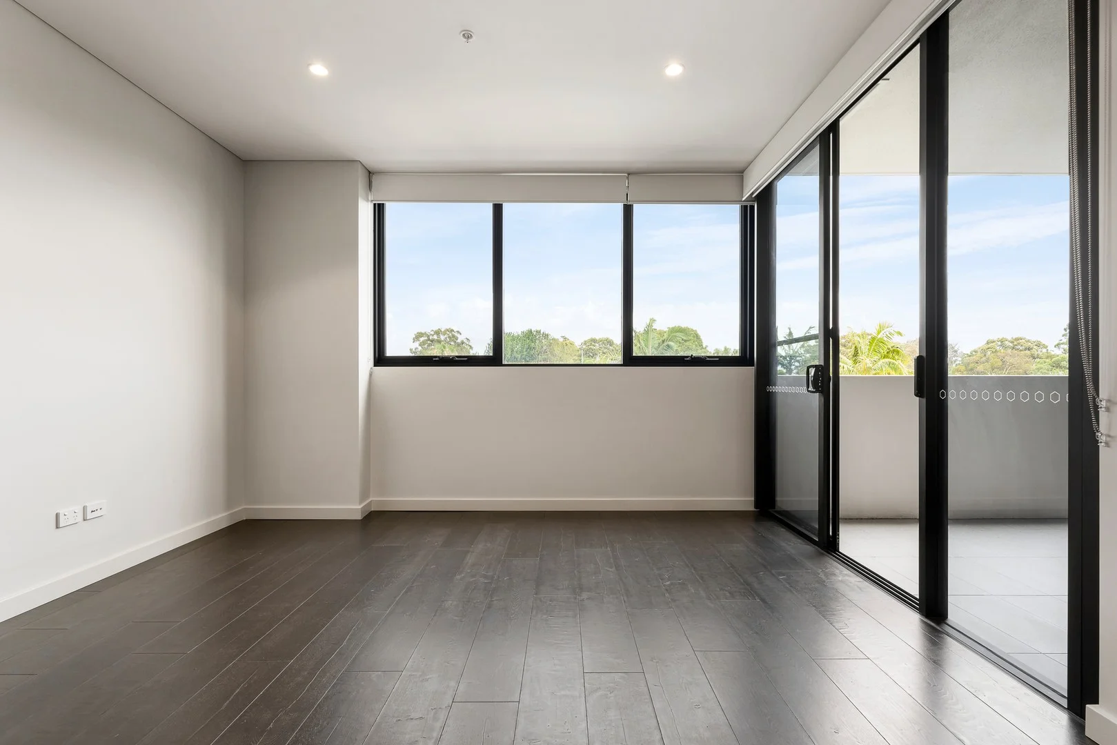 301/11 Pinnacle Street, Miranda NSW 2228