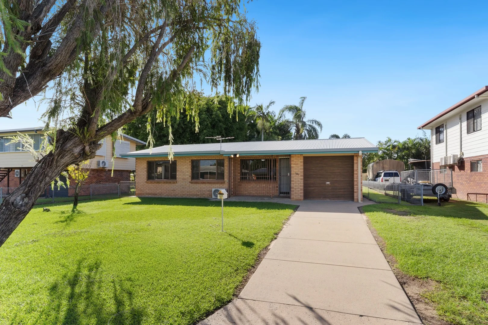109 Buzacott Street, Park Avenue QLD 4701