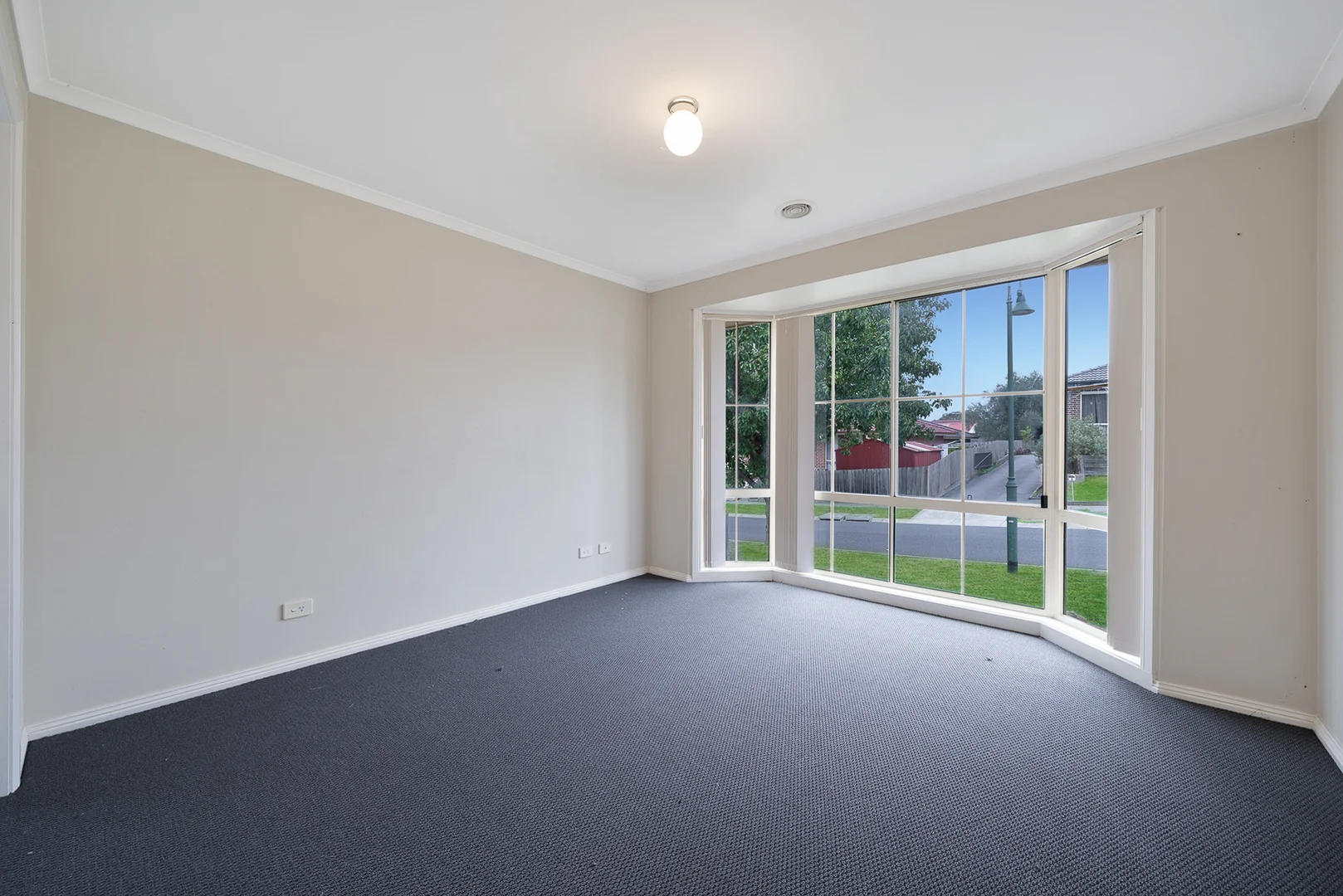 Additional image 2 of 55 Tuscany Rise, Pakenham VIC 3810