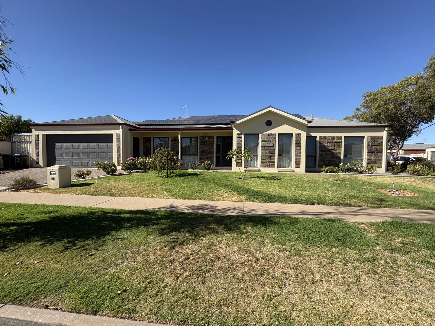 8 Bristol Way, Mildura VIC 3500