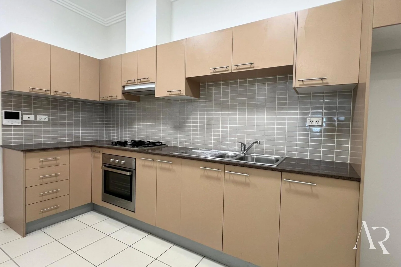 Additional image 3 of 2/442-444 King Georges Rd, Beverly Hills NSW 2209