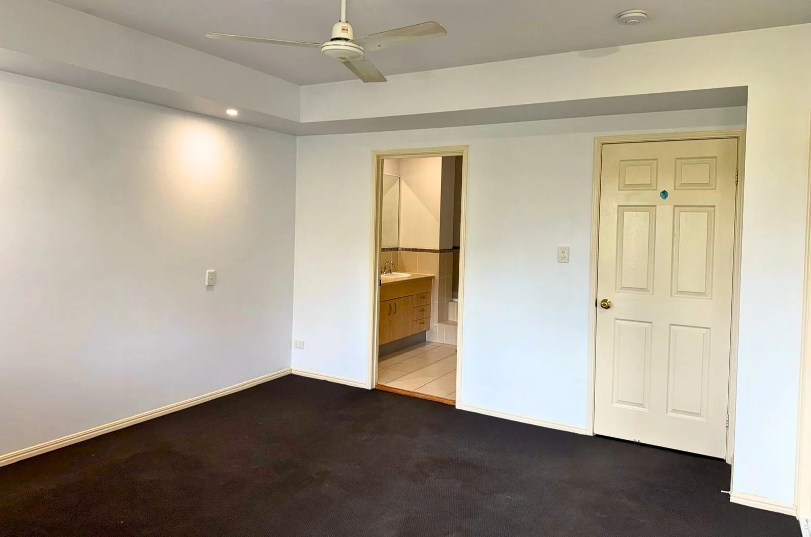 Additional image 13 of 5/4 Ranier Crescent, Varsity Lakes QLD 4227