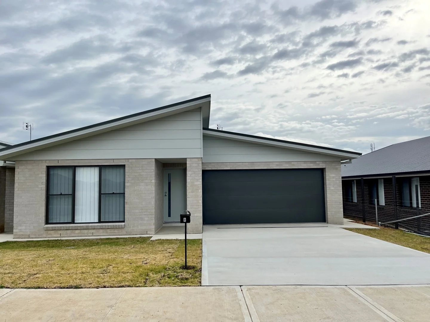 8 Kestral St, Moore Creek NSW 2340