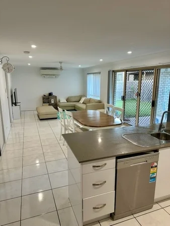Additional image 3 of 23 Masters Avenue, Norman Gardens QLD 4701