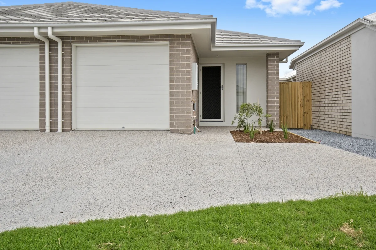 2/12 Hurley Steet, Pimpama QLD 4209