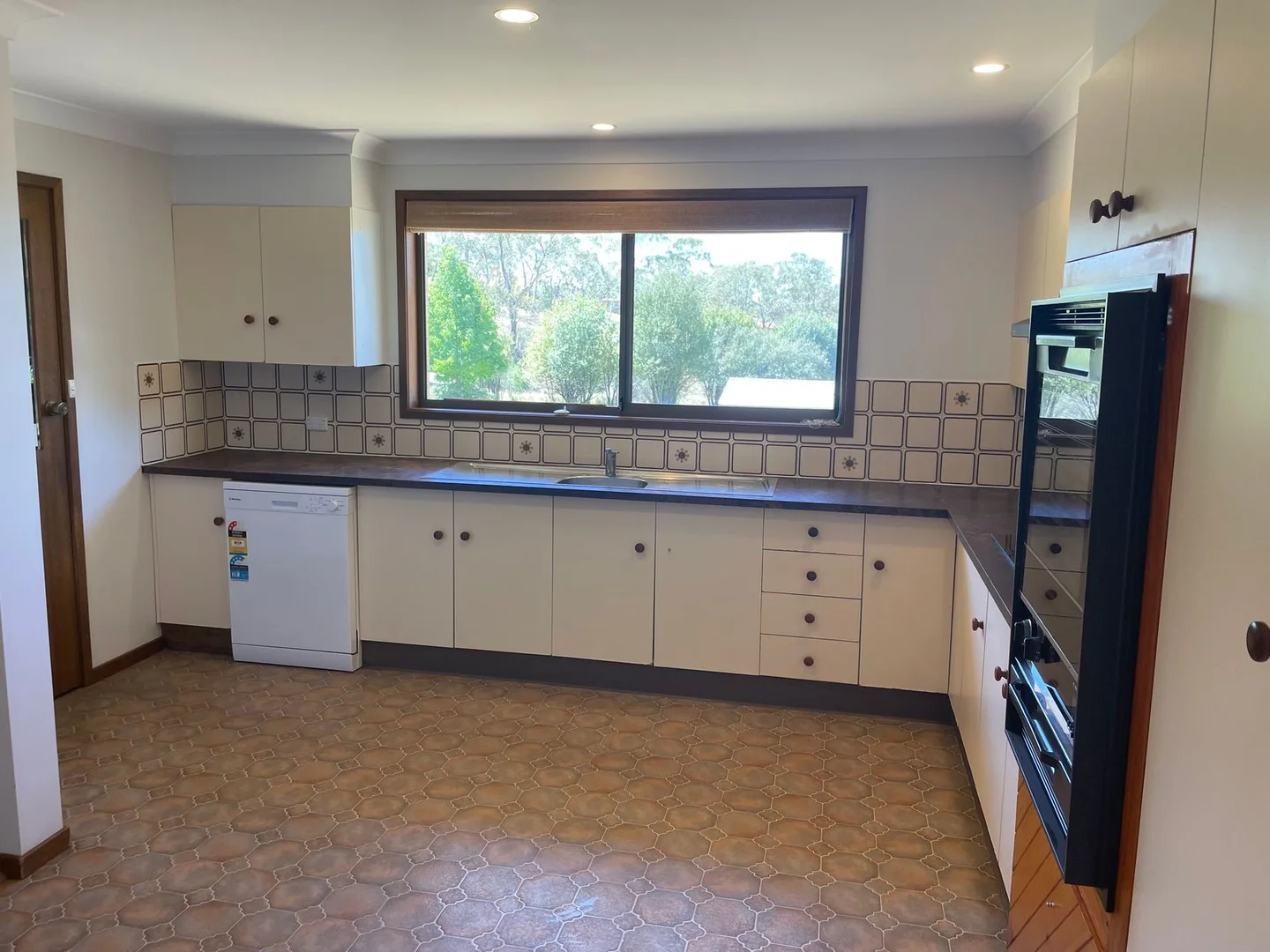 Additional image 5 of 9 Stewart Crescent, Armidale NSW 2350