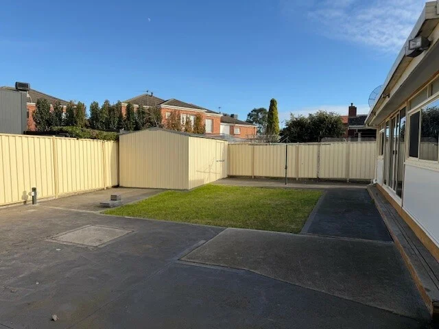 Additional image 10 of 1 Glenview Ct, Avondale Heights VIC 3034