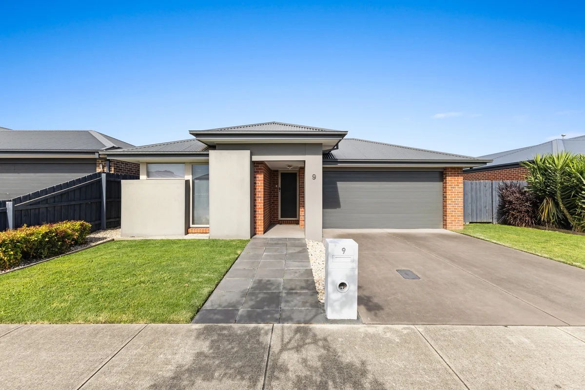 9 Princeton Way, Traralgon VIC 3844