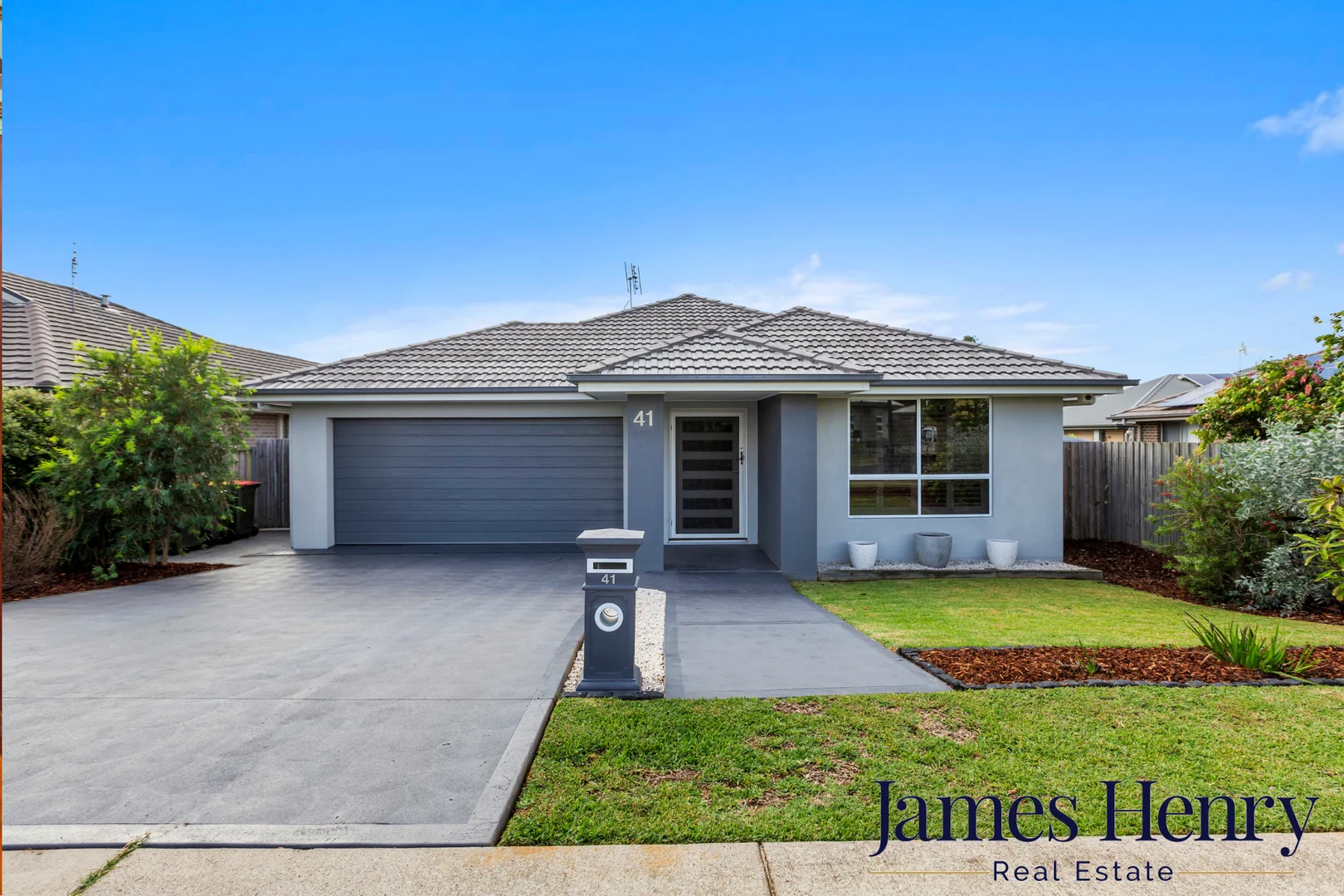 41 Avondale Drive, Thornton NSW 2322