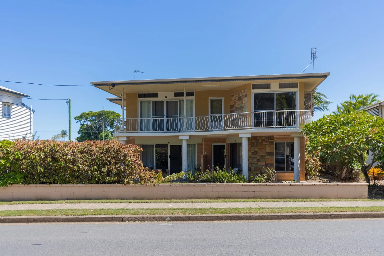 1/533 Esplanade, Urangan QLD 4655