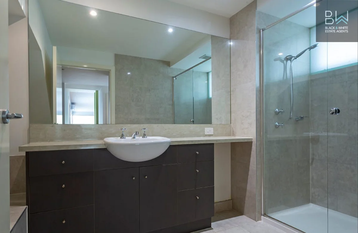 Additional image 4 of 1/142 Grand Boulevard, Montmorency VIC 3094