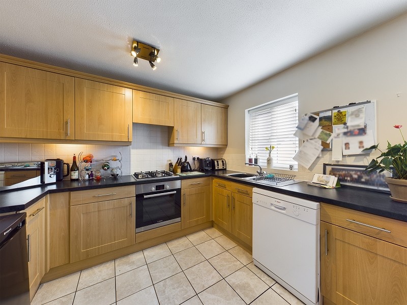 3 Bed Terraced House, Heol Dewi Sant, CF14, N1 7GU