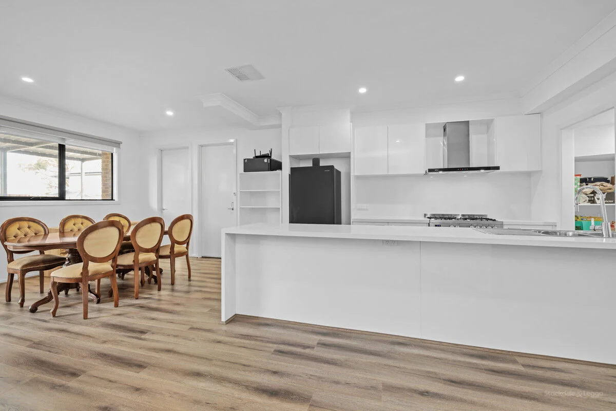 Additional image 3 of 2/11 Carlisle Road, Hallam VIC 3803