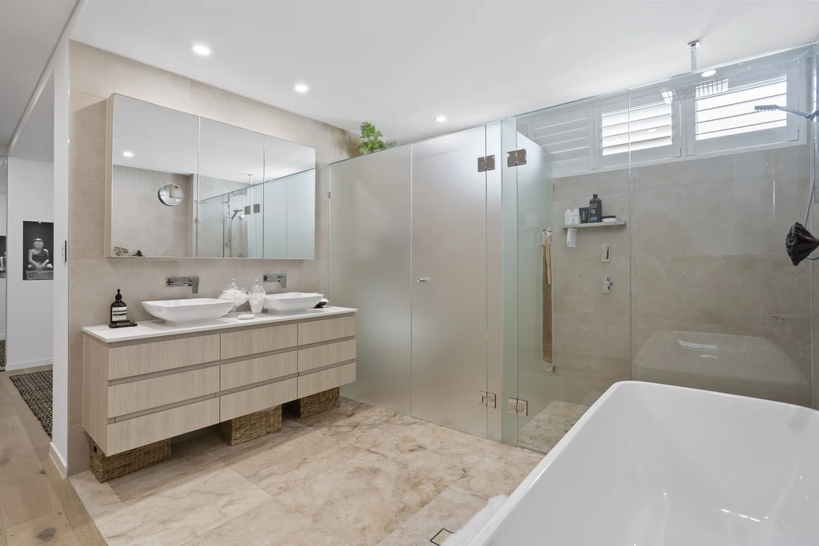 Additional image 12 of 2 Petrel Ave, Mermaid Beach QLD 4218